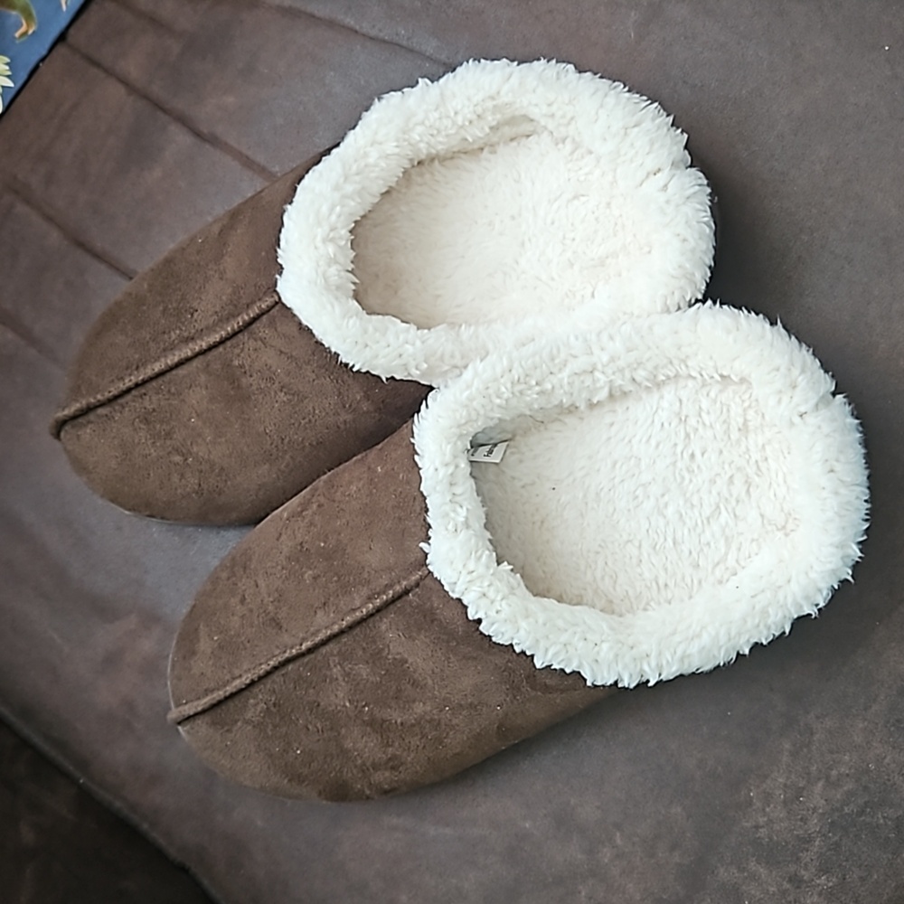 Rose & Robin Brown Bedroom Slippers Size M